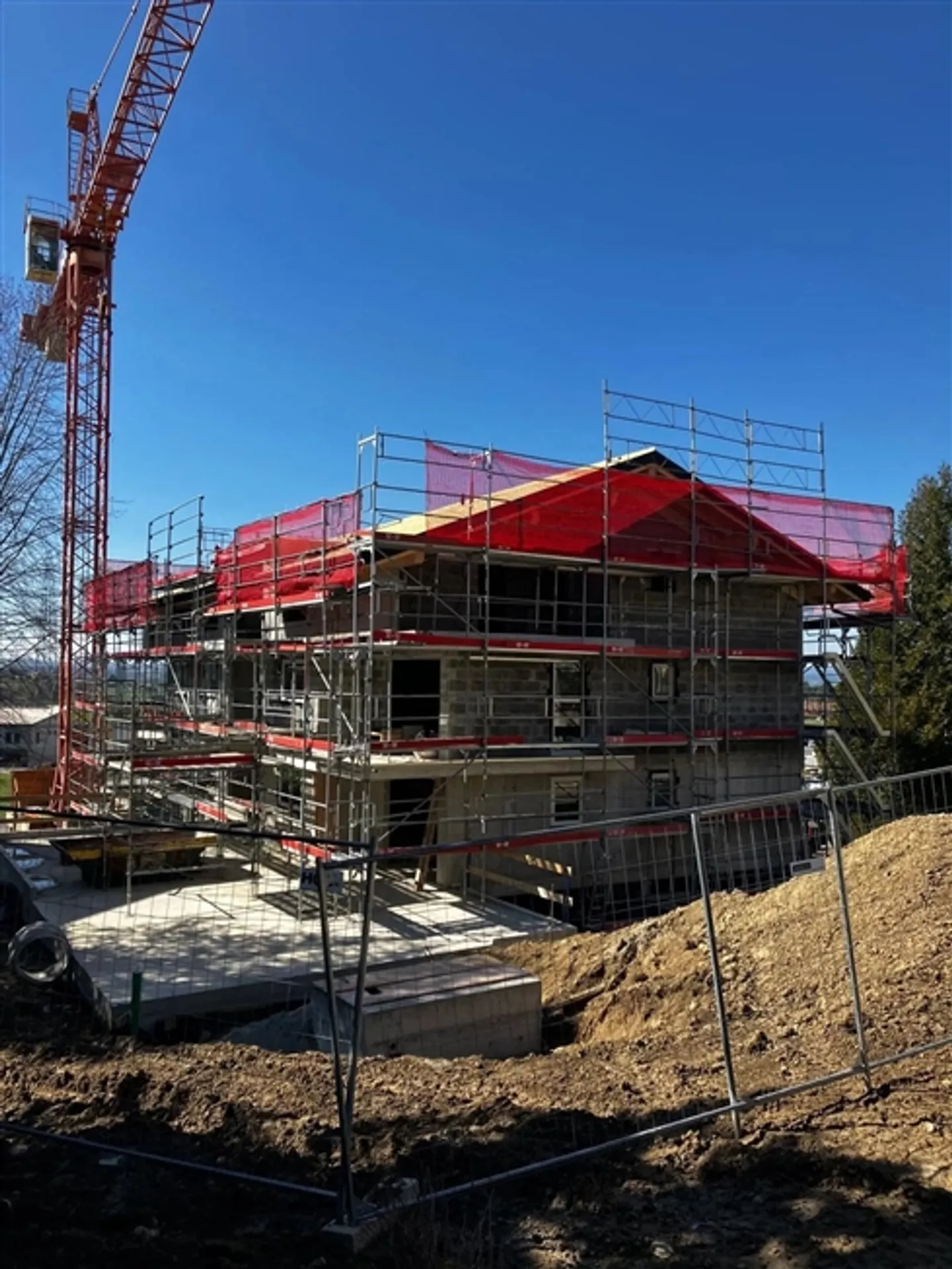 New 3.5 Room Apartment in the Attic - Photo 2 of 11
