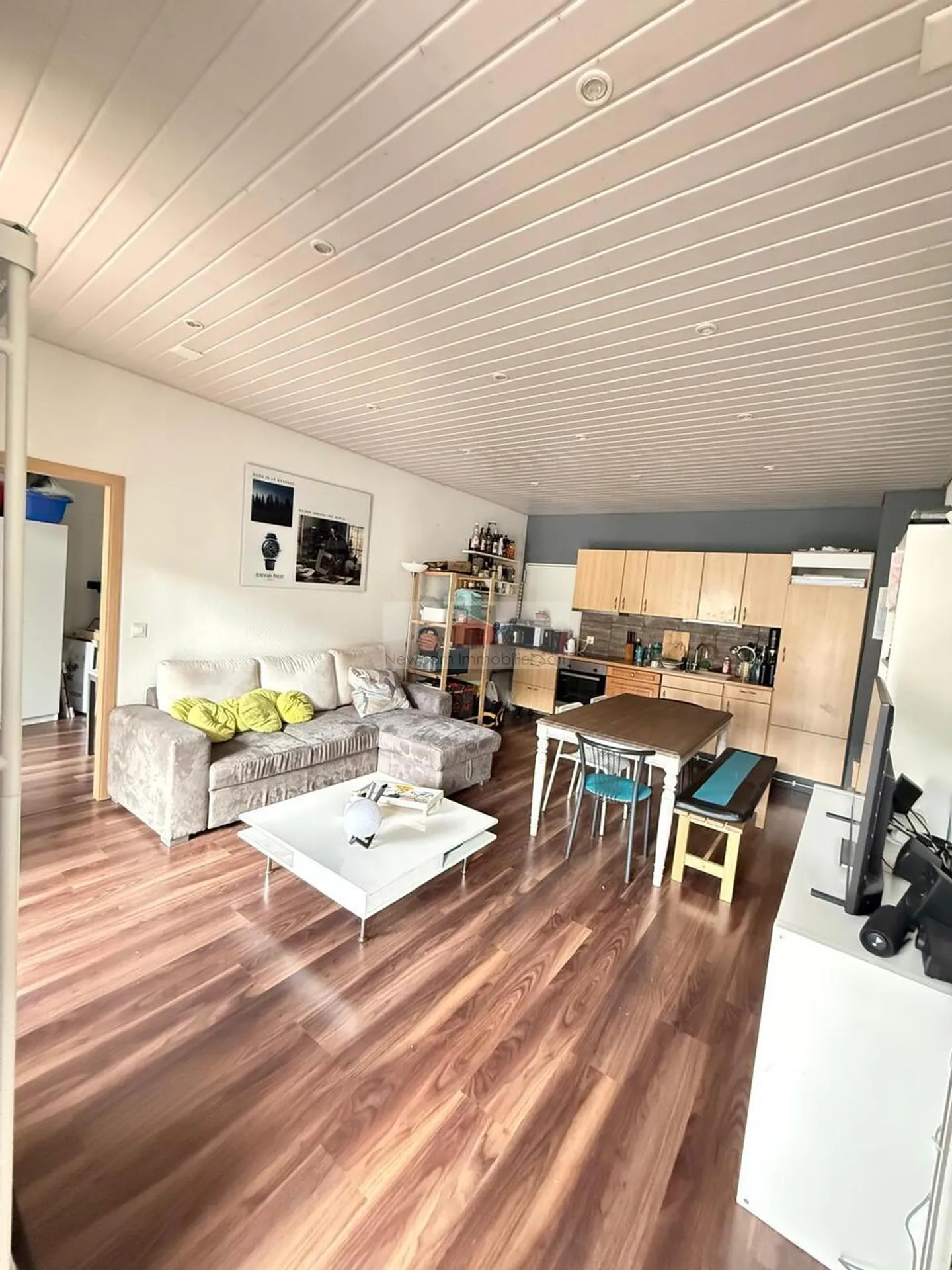 Appartement Charmant avec Terrasse - Photo 1 sur 5