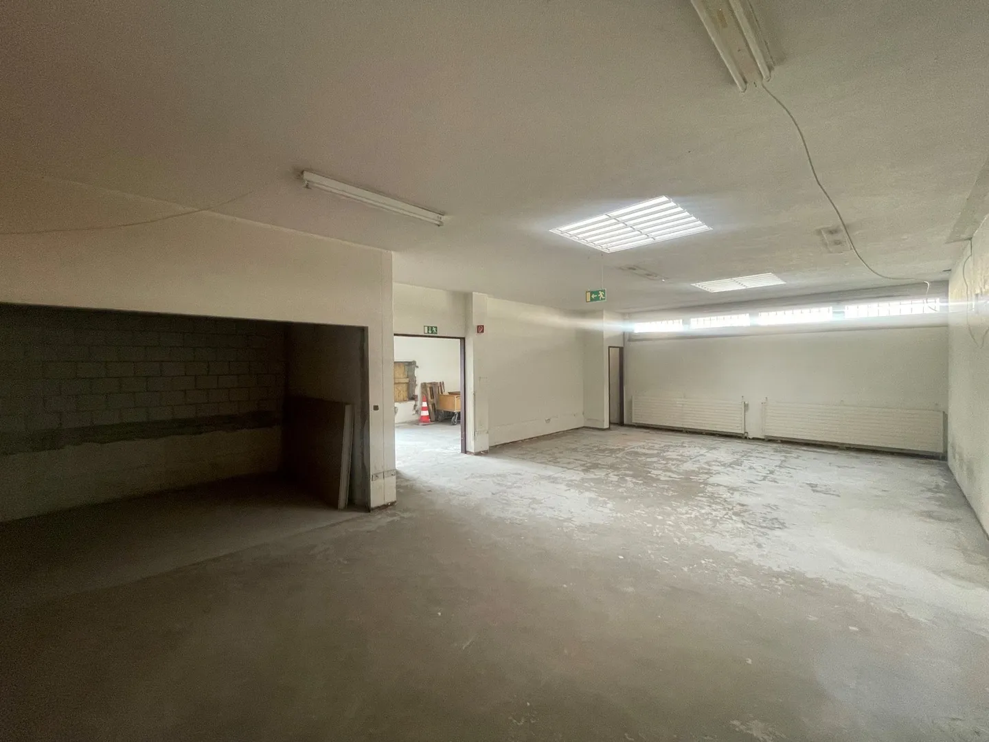 Espace commercial attrayant dans le meilleur emplacement à Therwil - Photo 11 sur 13