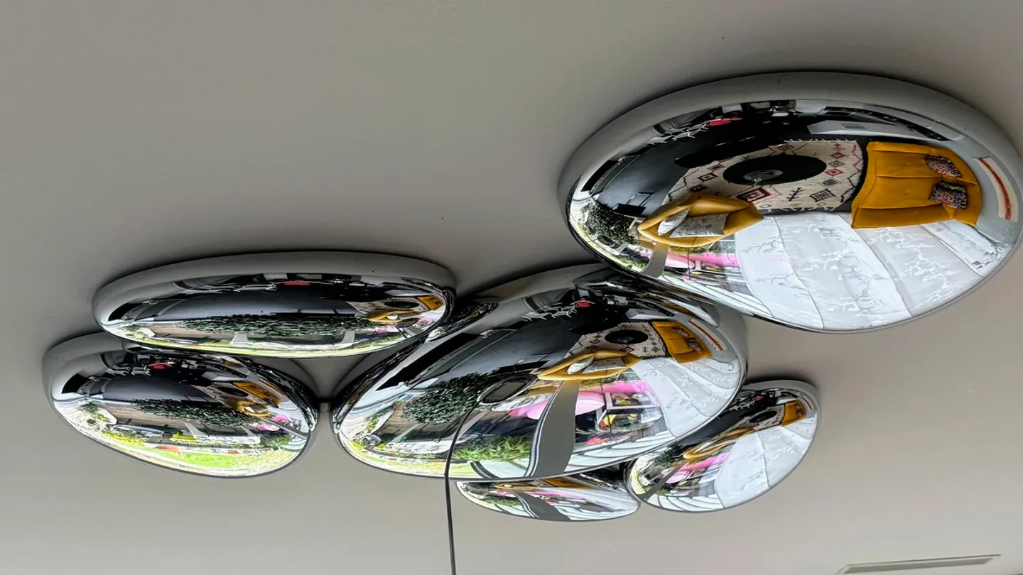 A unique duplex apartment between nature and elegance - Photo 2 of 9