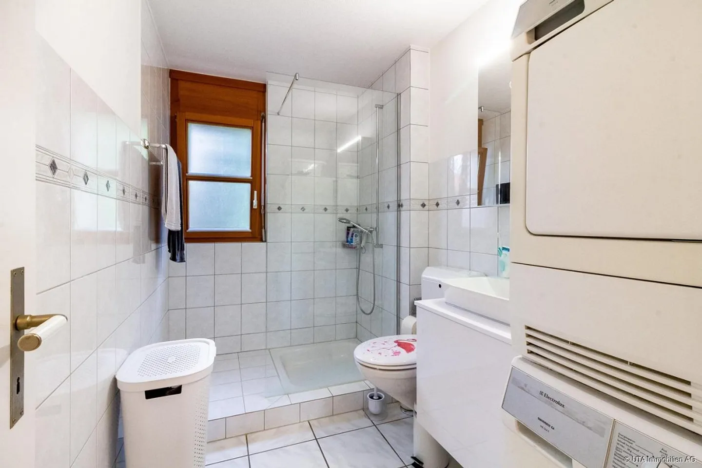 Well-maintained 4.5-room apartment with private garden and pergola - Photo 7 of 14