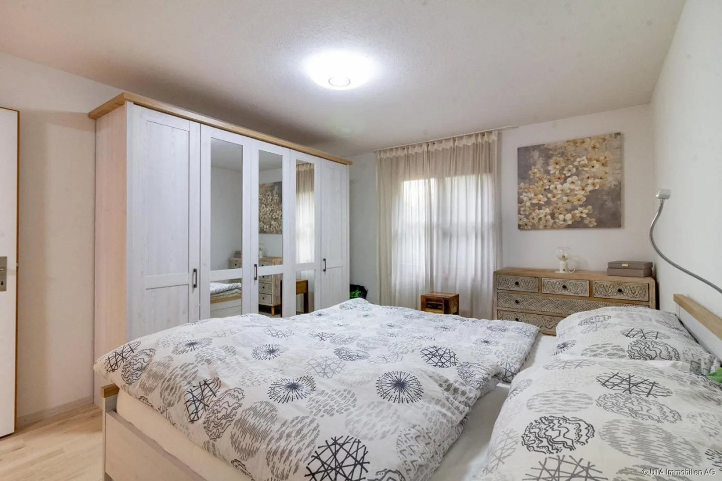 Well-maintained 4.5-room apartment with private garden and pergola - Photo 8 of 14