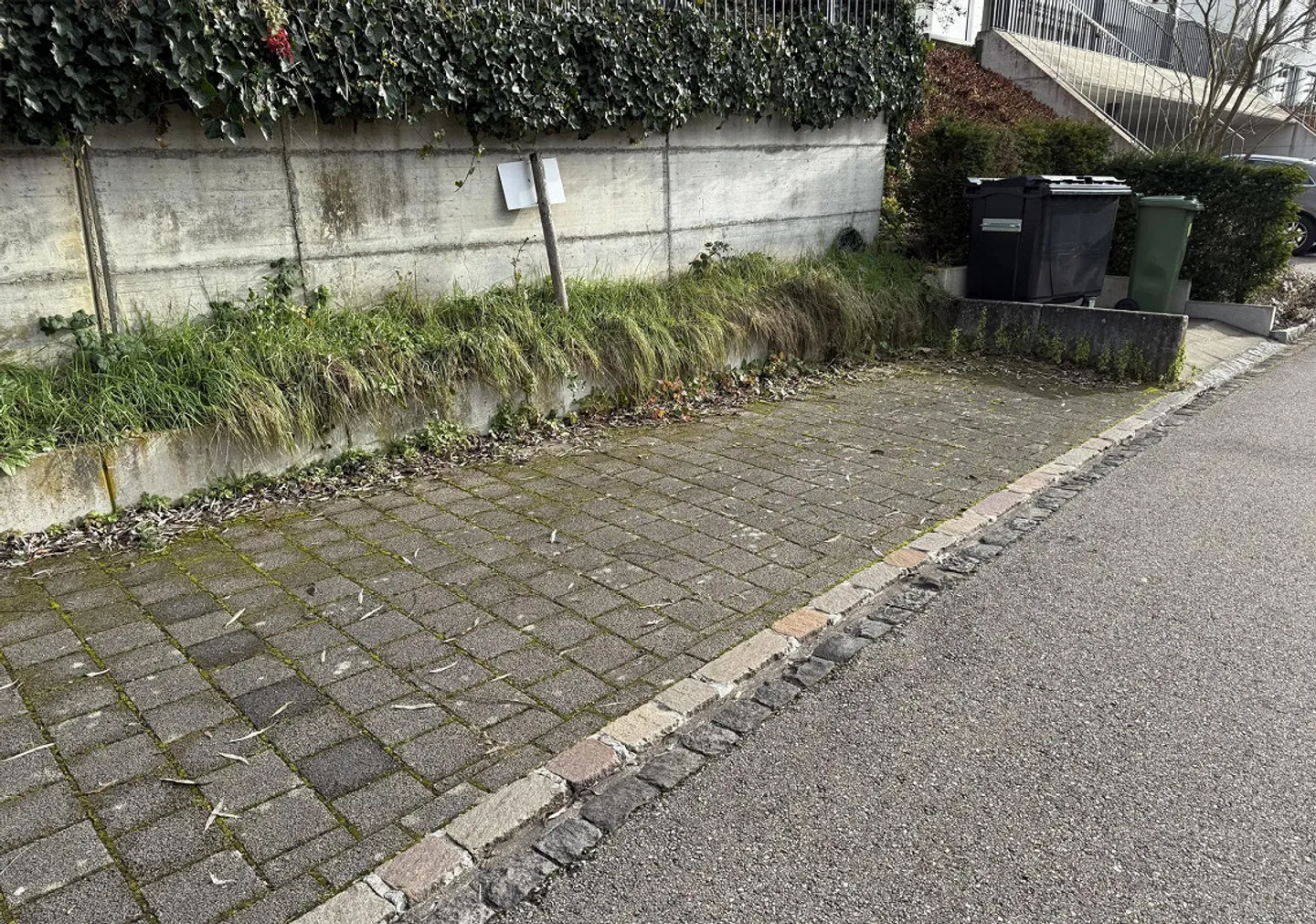 Parcheggio a Füllinsdorf - Foto 1 di 3