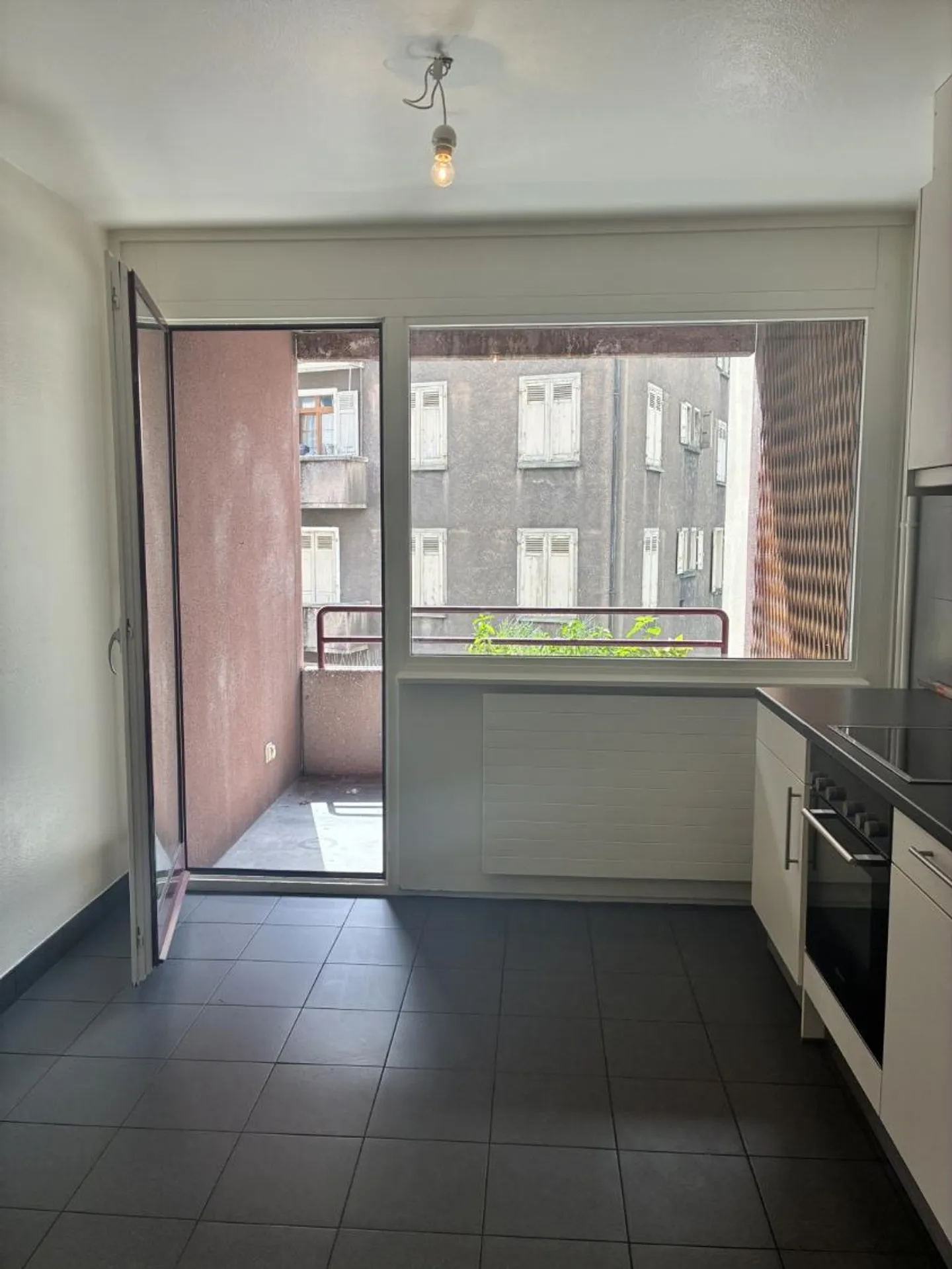 Appartement Charmant au Bord de l'Arve - Photo 3 sur 13