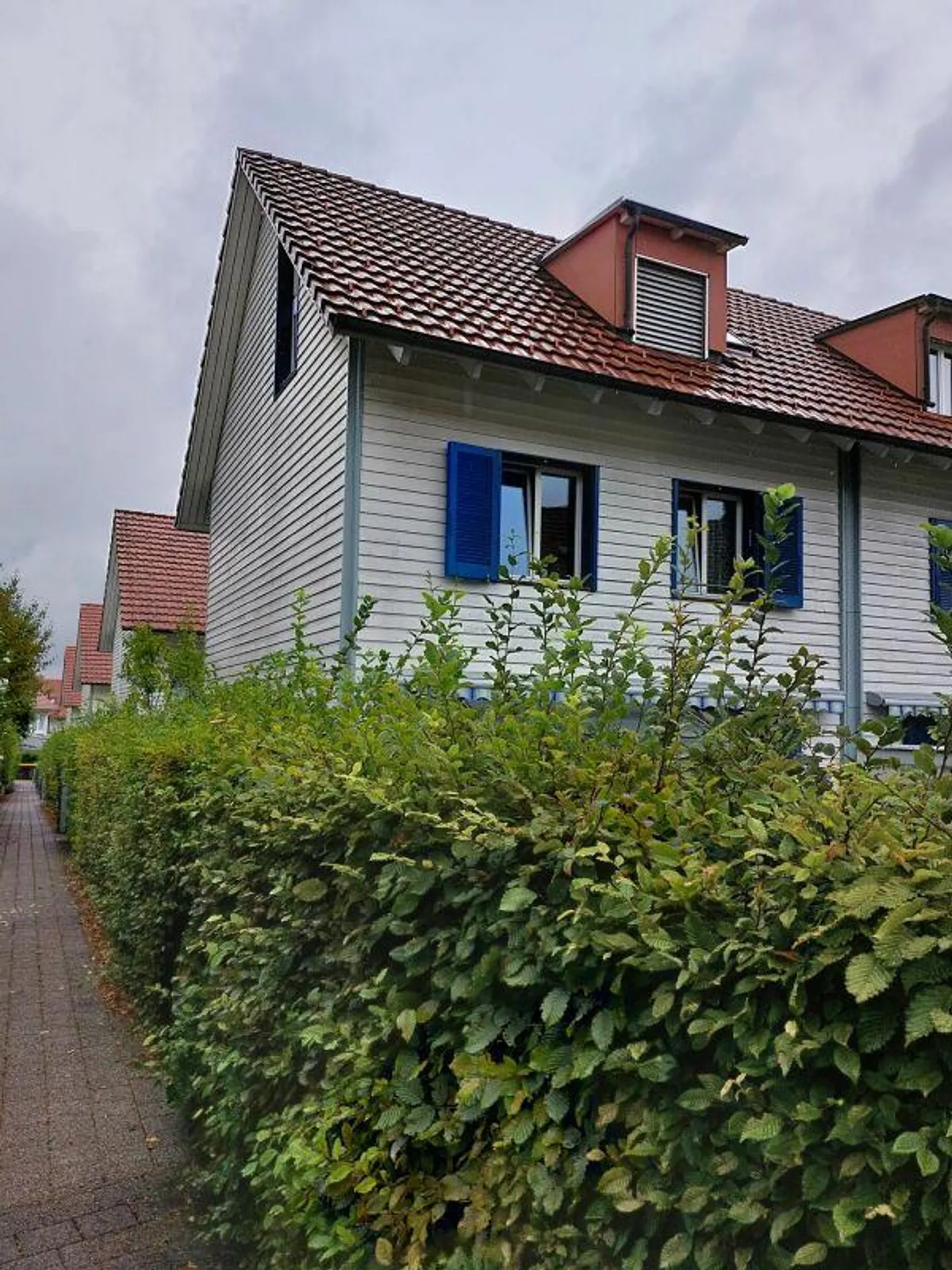 Your Home for Comfort - Corner House in Dietlikon - Photo 1 of 5