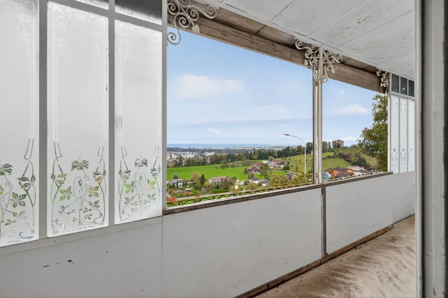 Interesting renovation property with Lake Constance view - Photo 8 of 11