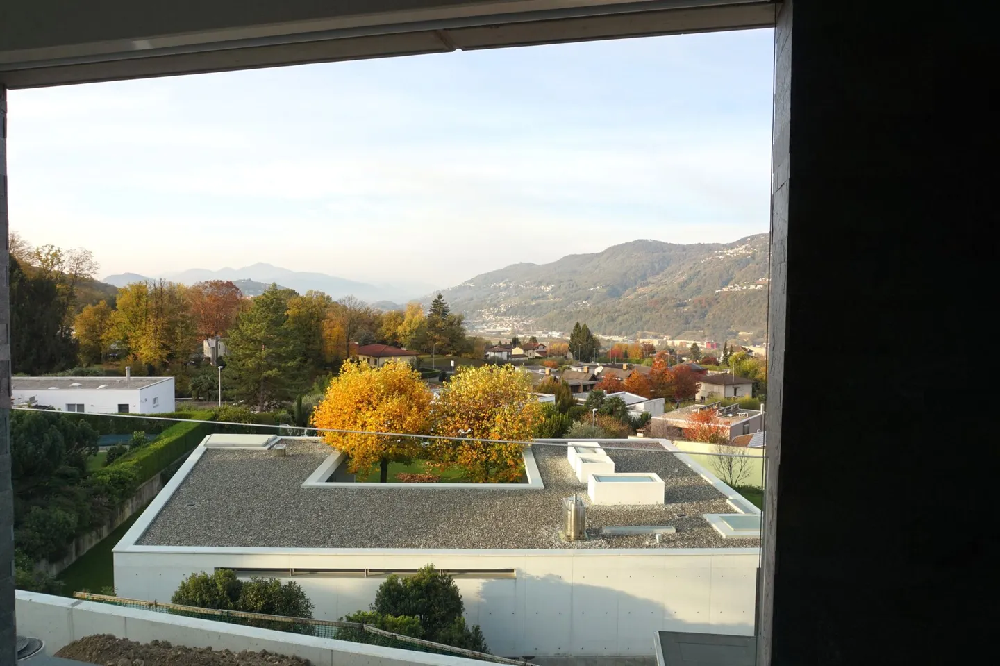 Magnificent 4.5-room apartment in the green and in peace - Photo 5 of 9