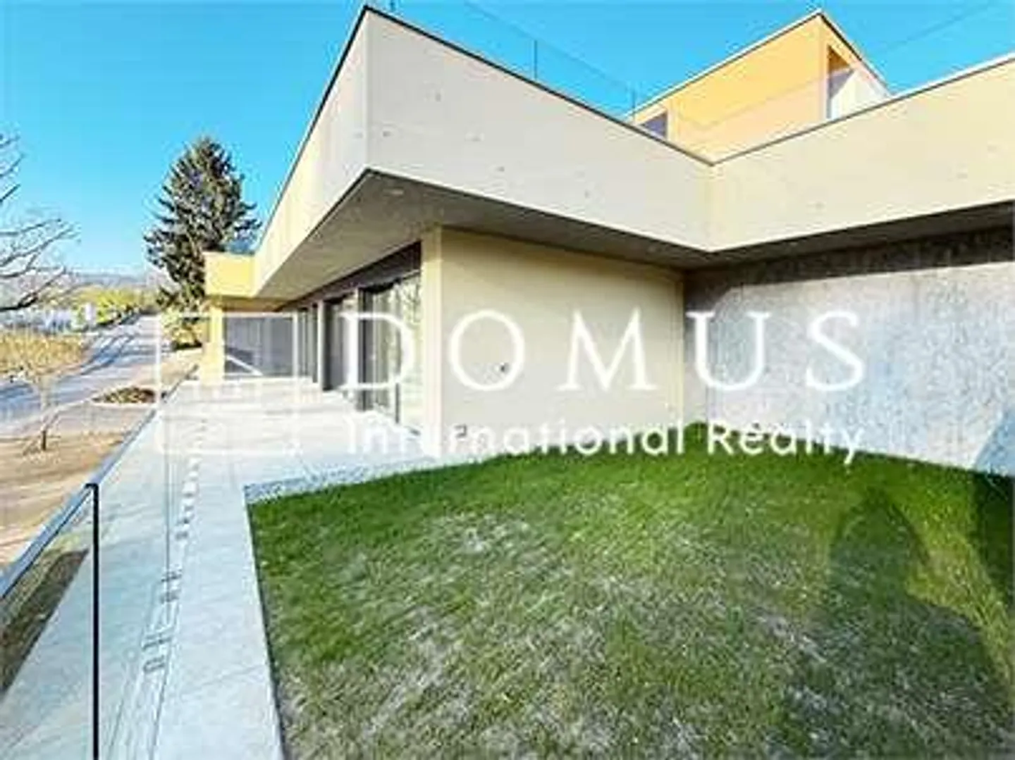 Neues 3,5 nur wenige Schritte von Lugano entfernt - Foto 1 von 13