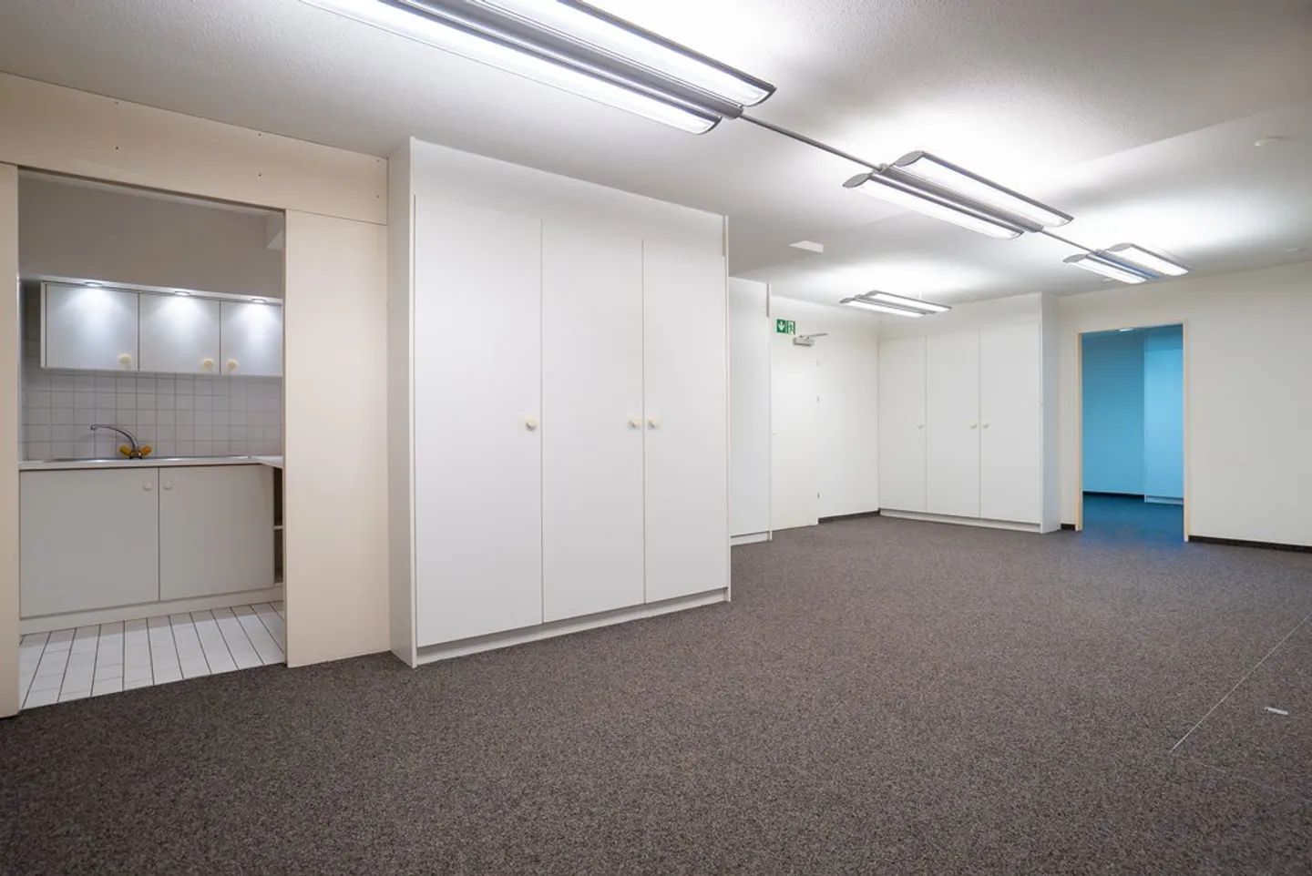 Espace Commercial Spacieux à Lausanne - Photo 3 sur 11