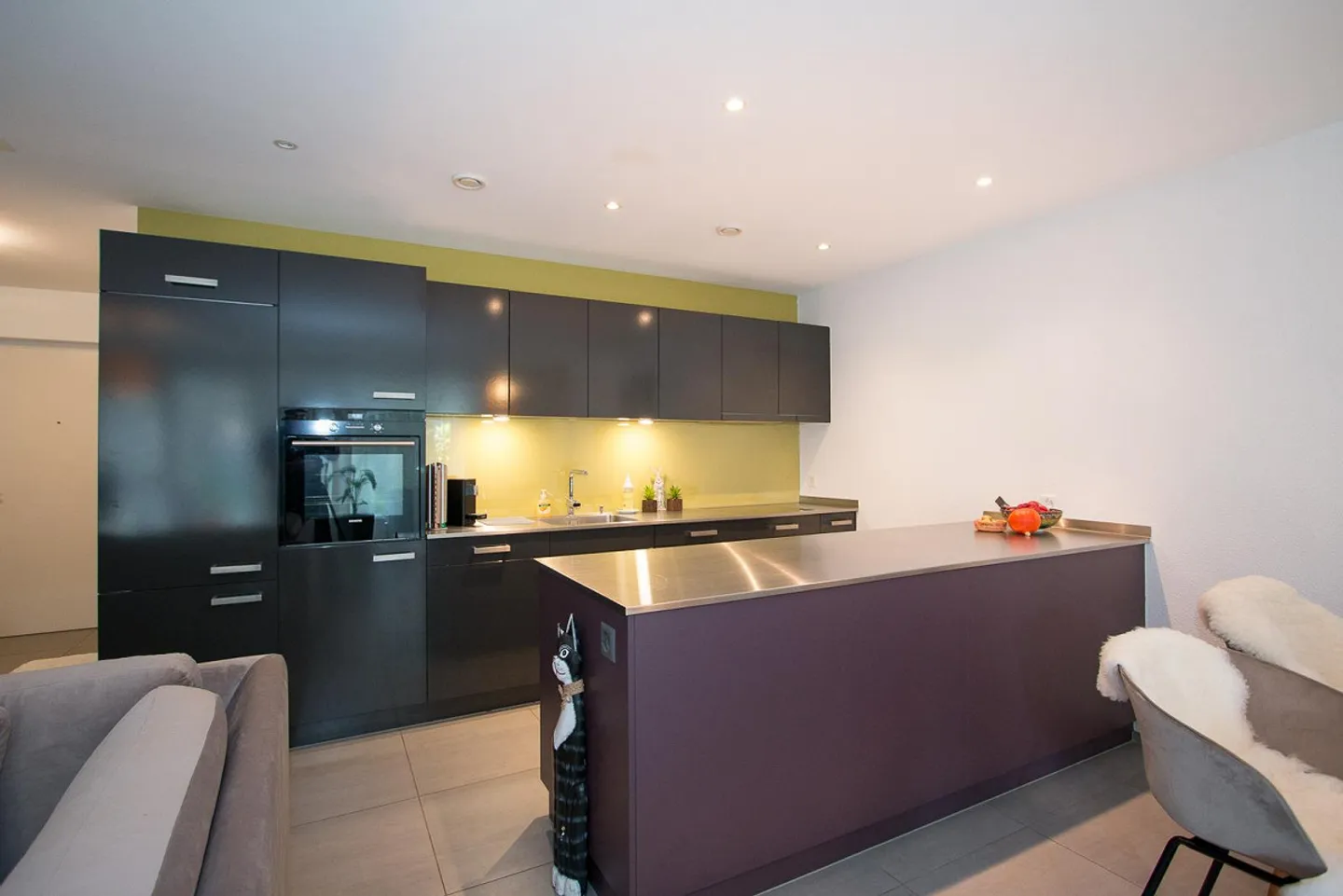 Grosszügige, moderne 2½-Zimmerwohnung in ländlicher Umgebung - Foto 4 di 18