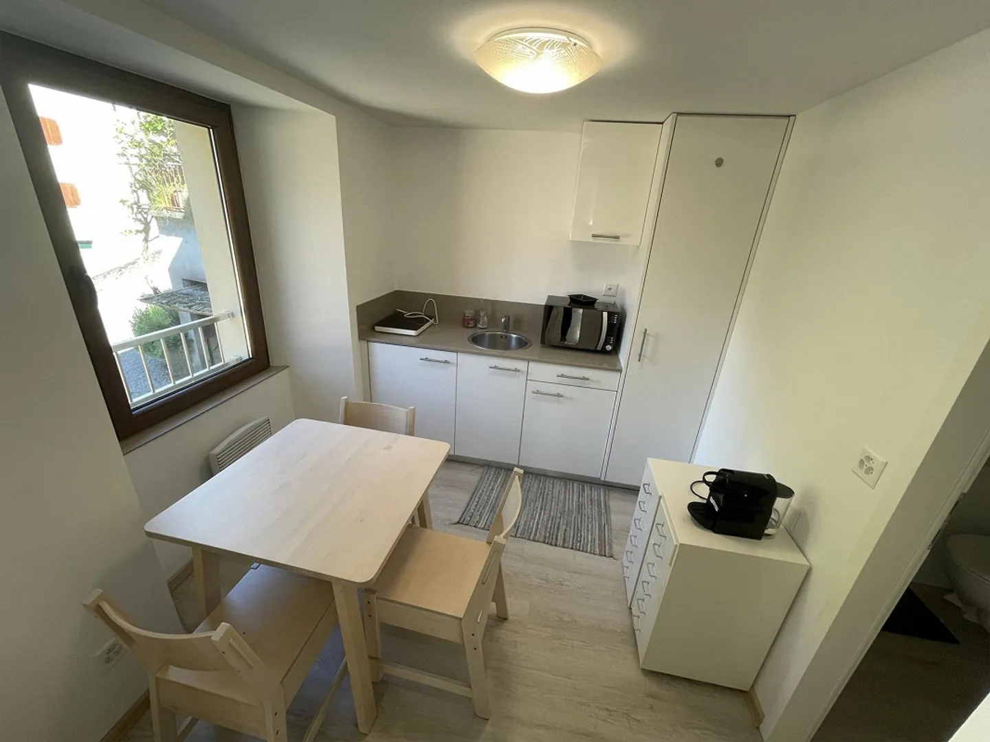 STABILE COMPLETAMENTE RIATTATO AD UN PREZZO MAI VISTO - Foto 3 von 13