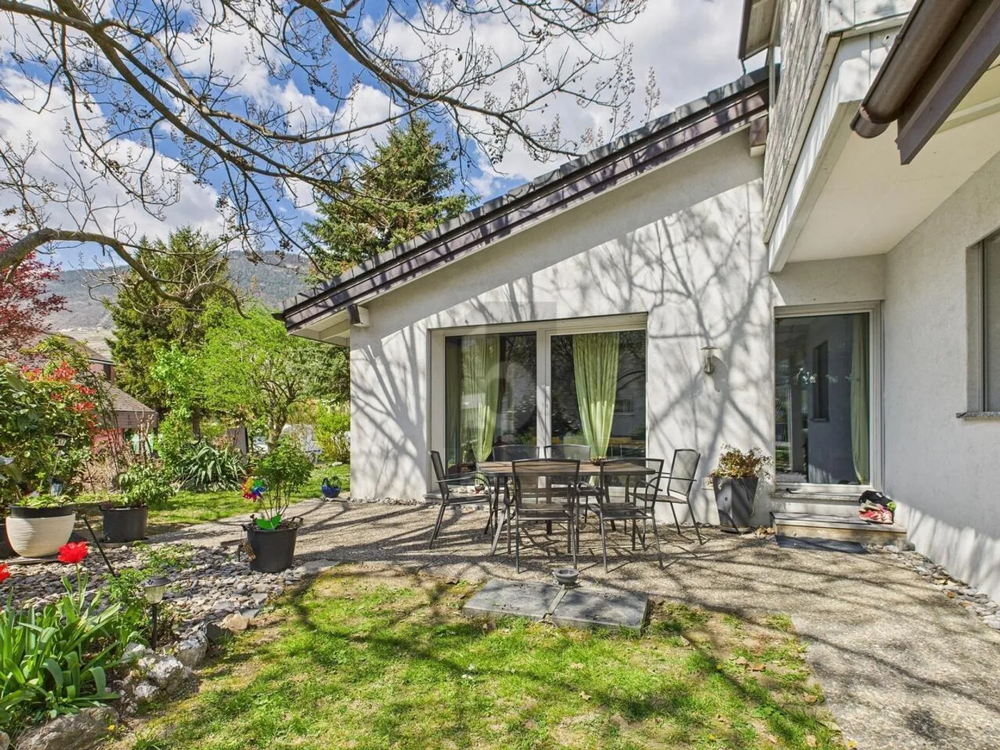 CASA CON UN APPARTAMENTO INDIPENDENTE - Foto 3 di 6