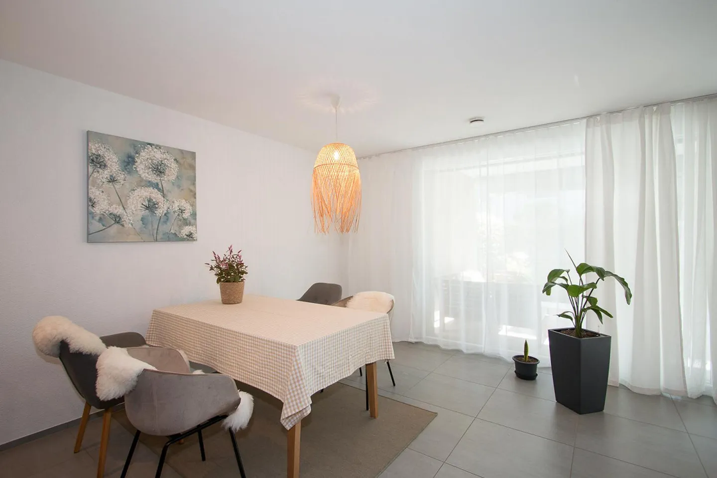 Grosszügige, moderne 2½-Zimmerwohnung in ländlicher Umgebung - Foto 7 di 18