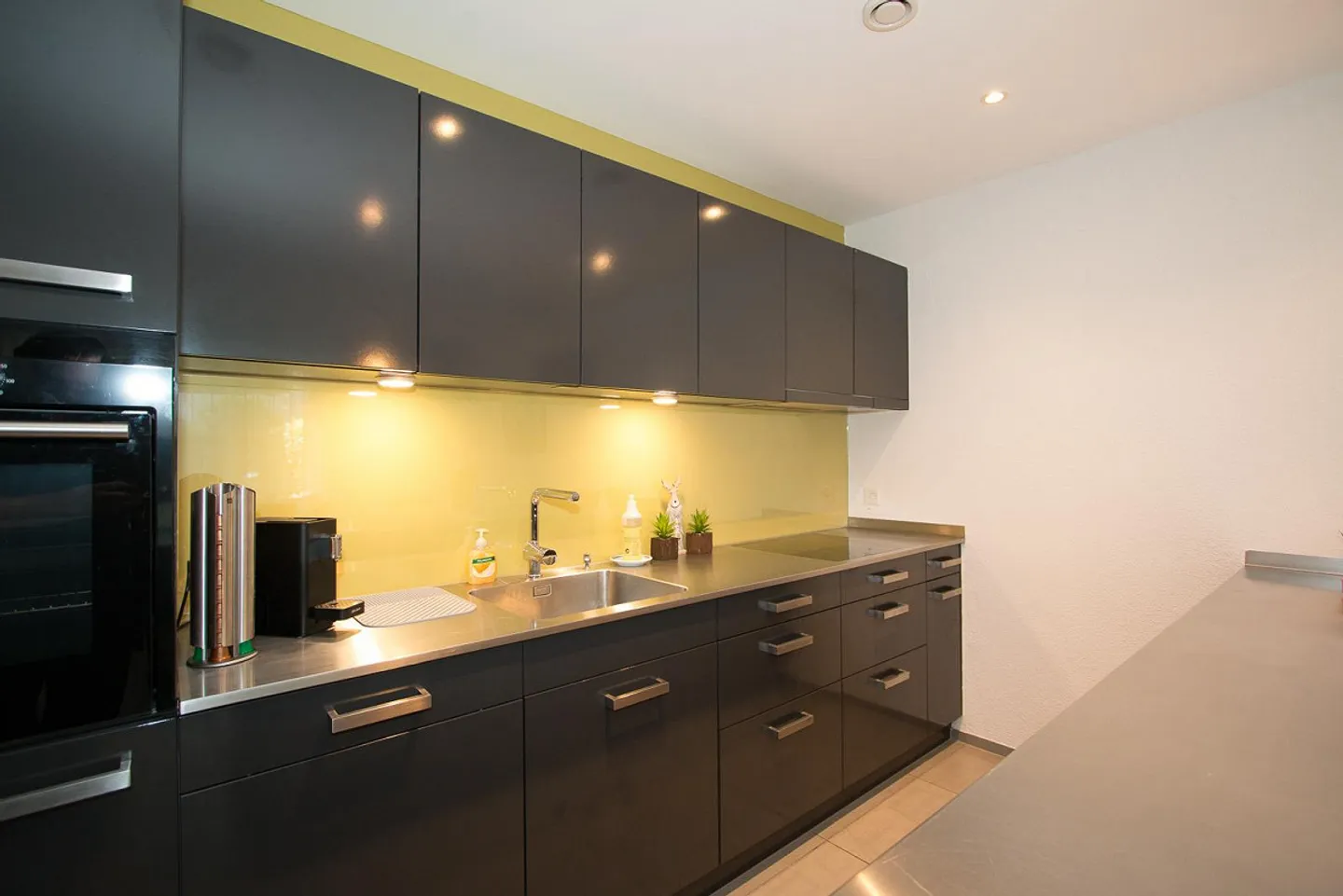 Grosszügige, moderne 2½-Zimmerwohnung in ländlicher Umgebung - Foto 6 di 18