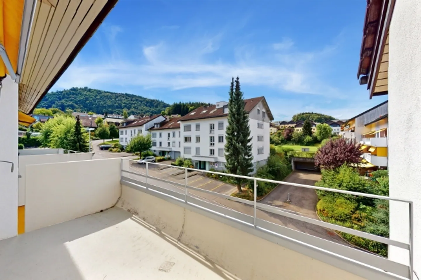 À la recherche d'une oasis résidentielle calme, appartement de 3,5 pièces fraîchement rénové - Photo 10 sur 10