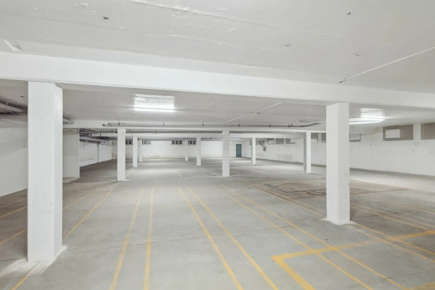 Espace de stockage spacieux - Photo 4 sur 9