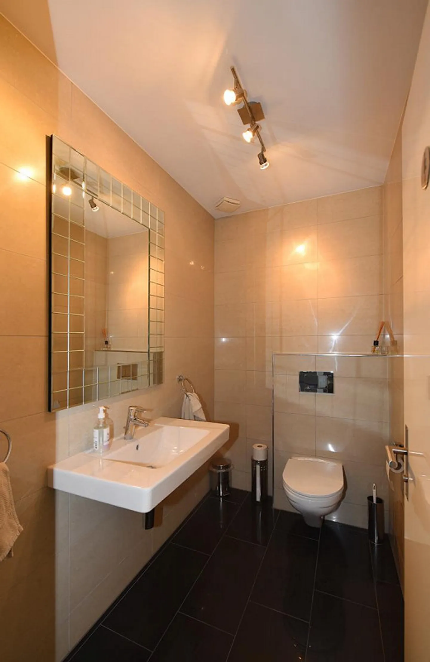 Office space for rent in Perlen - Photo 4 of 5