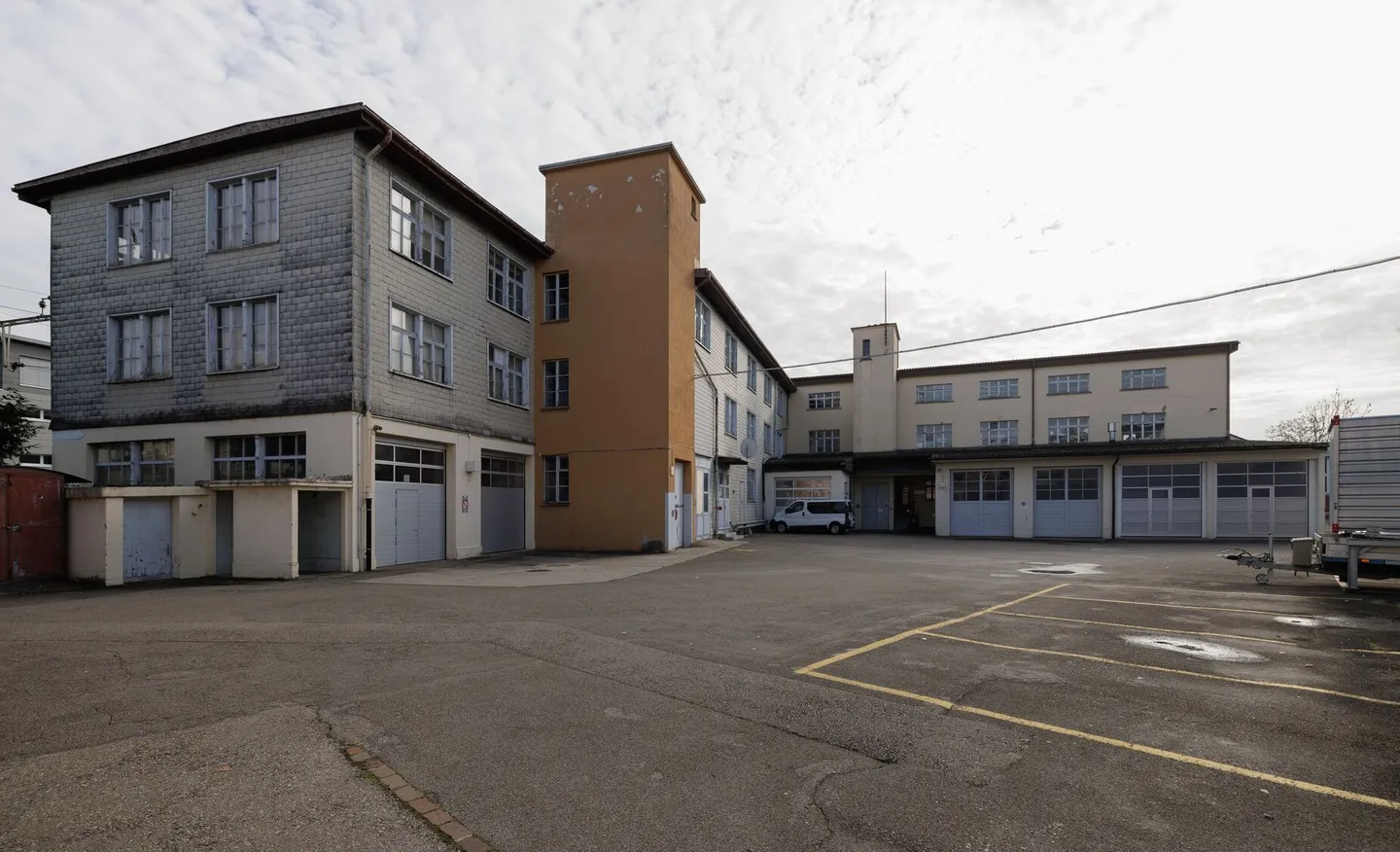 Espace de stockage spacieux - Photo 9 sur 9