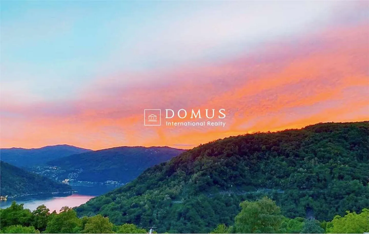 Building plot with stunning view of Lake Lugano - Photo 4 of 5