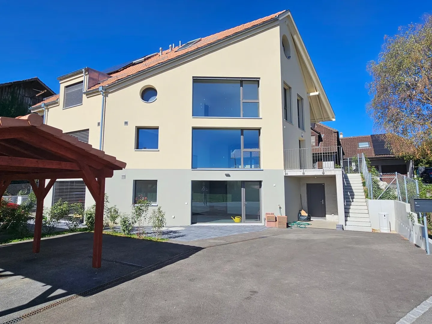 Villa mitoyenne neuve avec magnifique vue. - Photo 1 sur 10