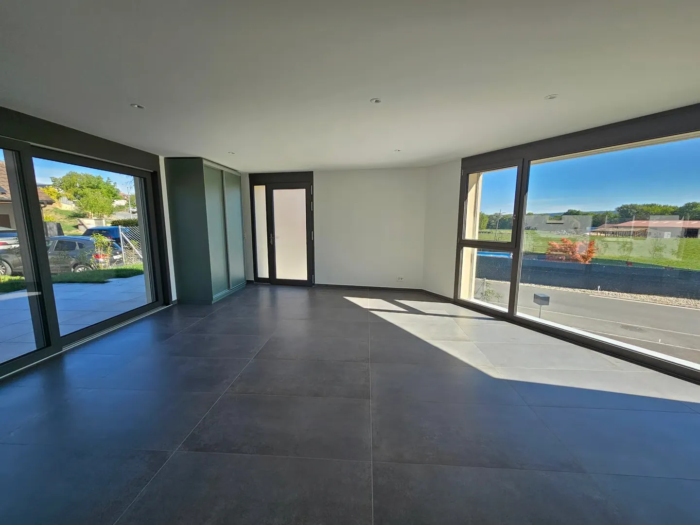 Villa mitoyenne neuve avec magnifique vue. - Photo 6 sur 10