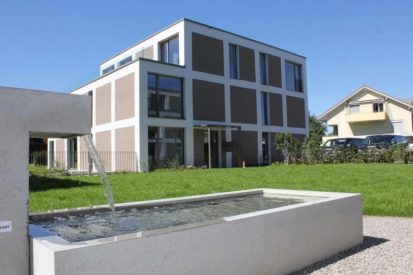 Modern 3.5-room apartment - Photo 3 of 8