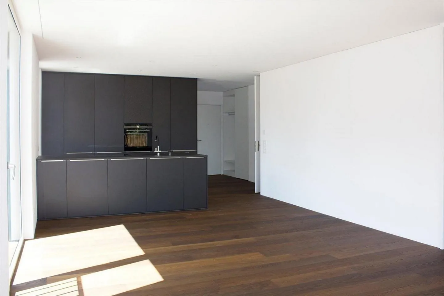 Modern 3.5-room apartment - Photo 4 of 8