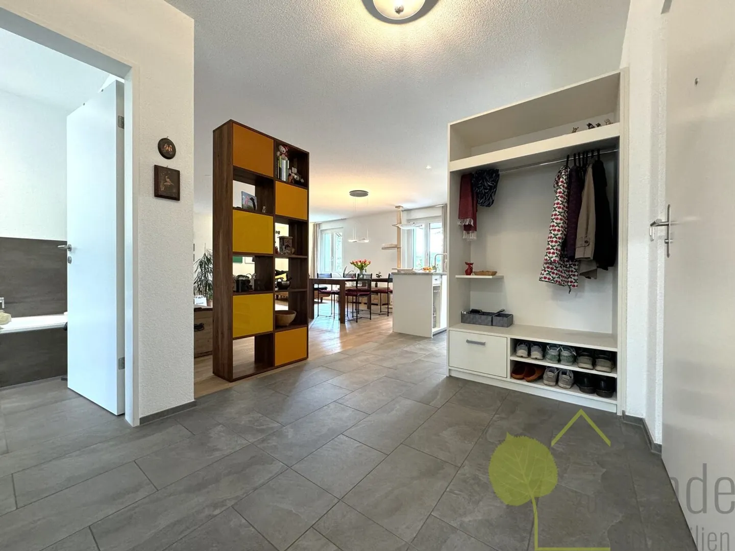 Appartamento giardino elegante e quasi nuovo - Foto 4 di 12