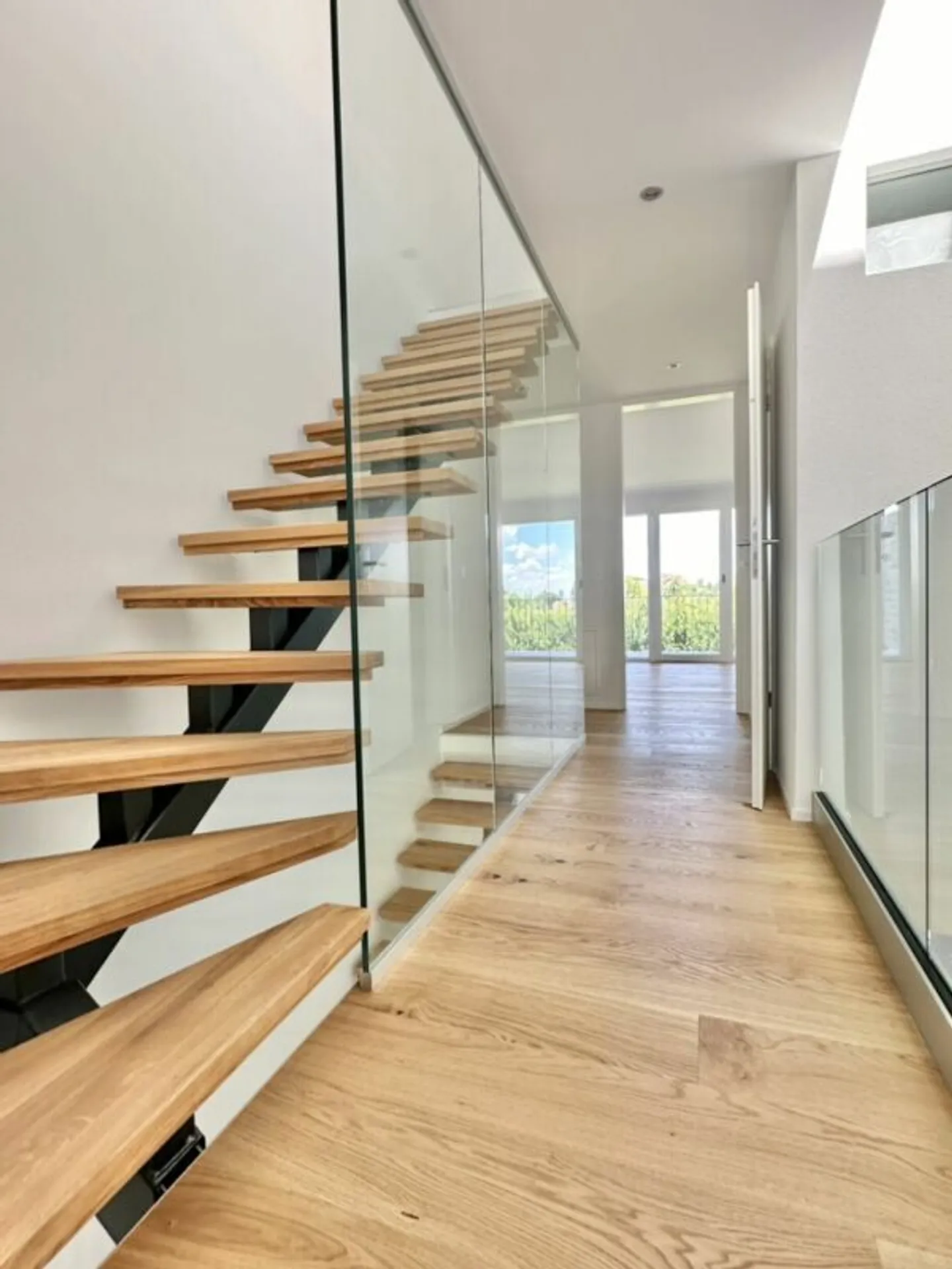 Dreamy & Modern Loft House - Photo 12 of 25
