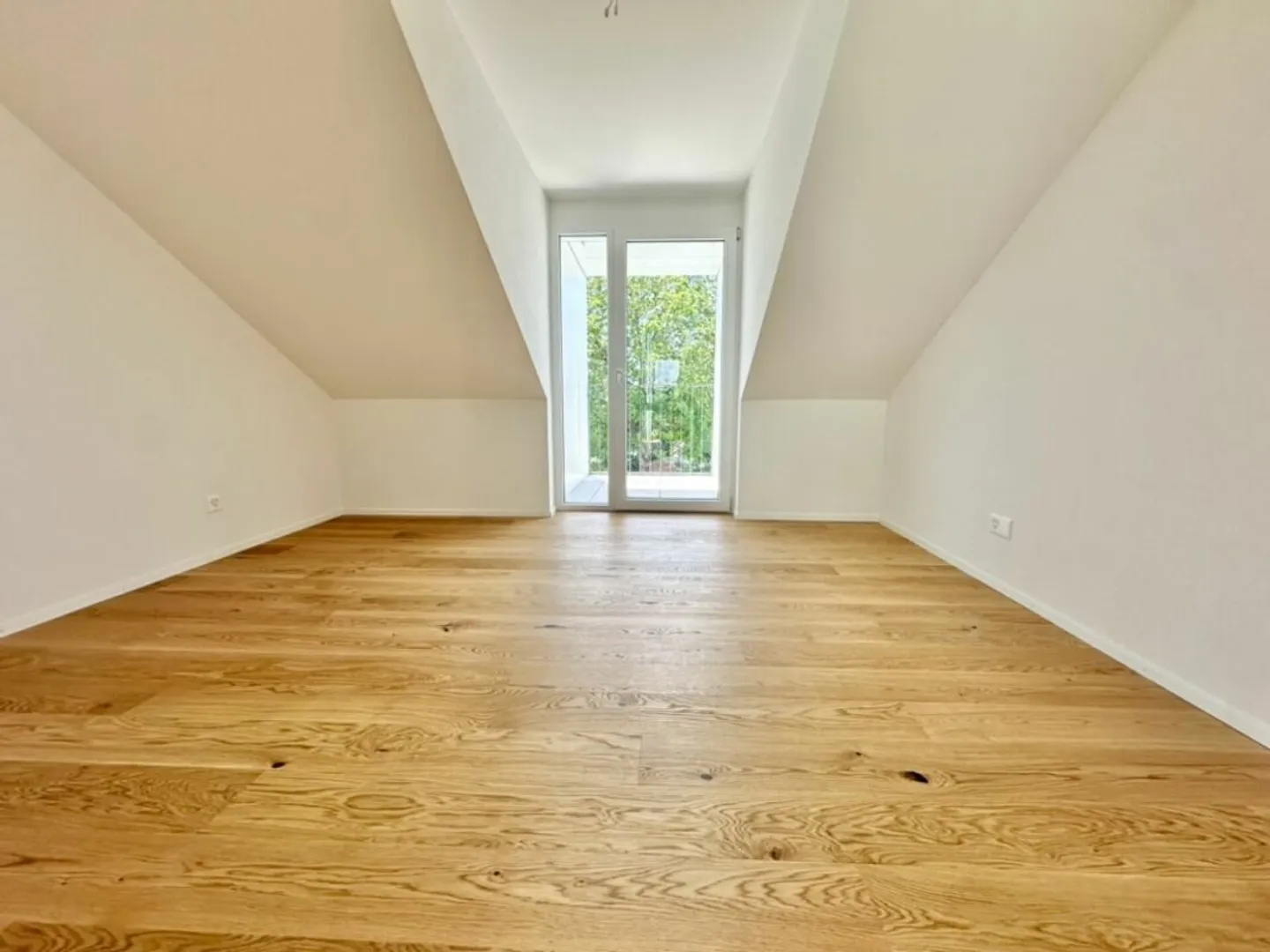 Dreamy & Modern Loft House - Photo 15 of 25
