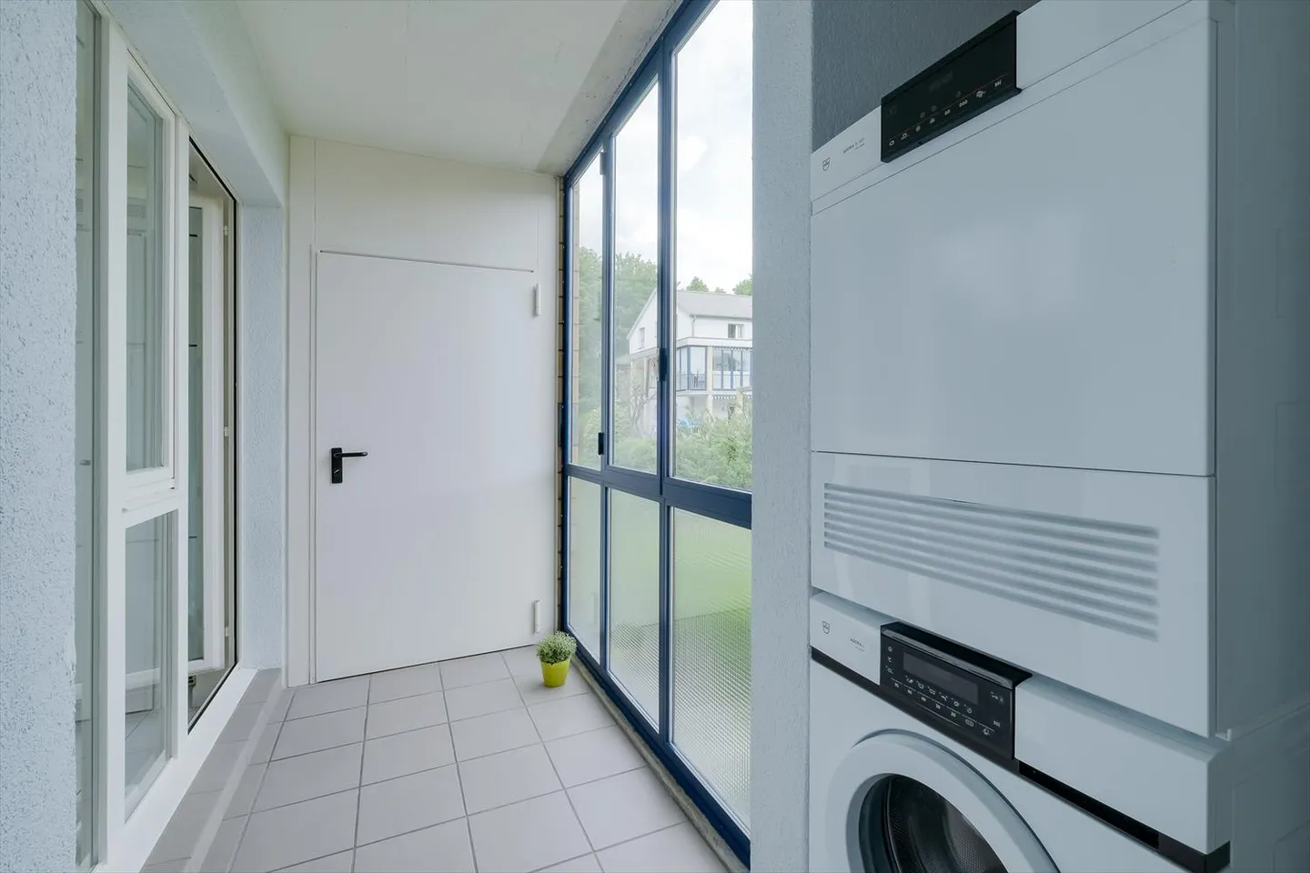 The special apartment for special people - Photo 7 of 11