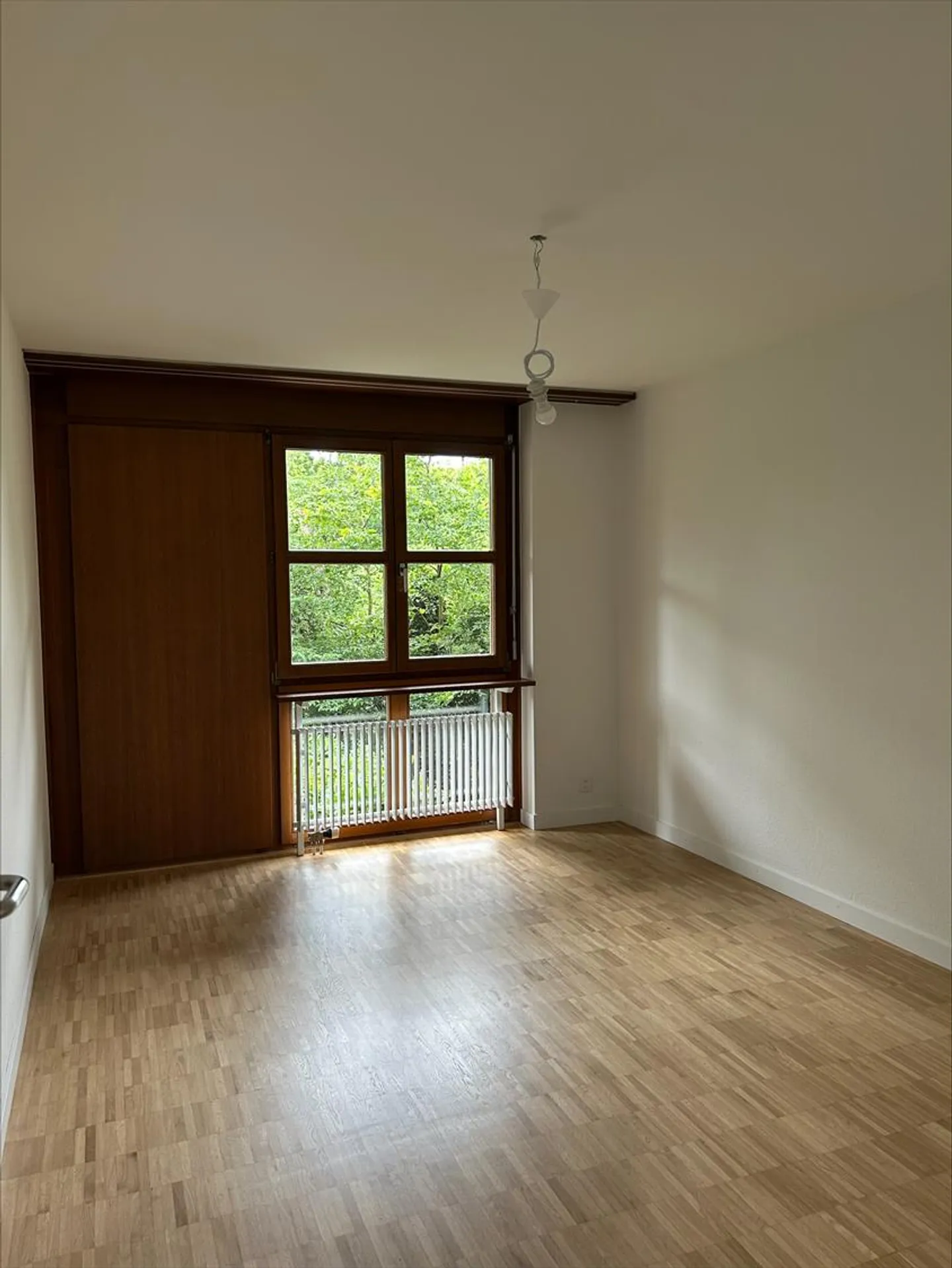 Renovated Maisonette Apartment with Garden Seating Area - Photo 10 of 12
