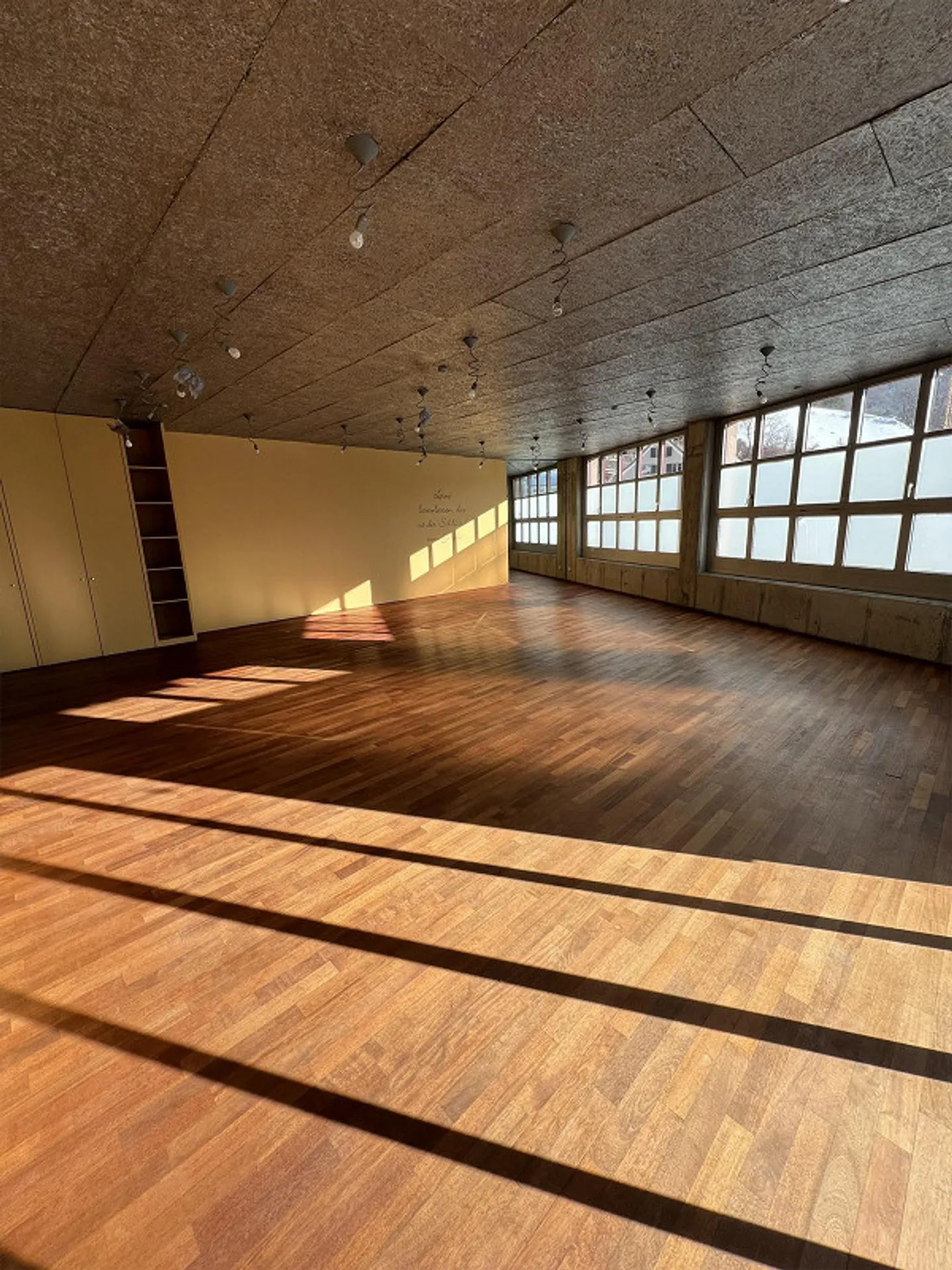 Vielseitiger Gewerberaum - Foto 3 von 18