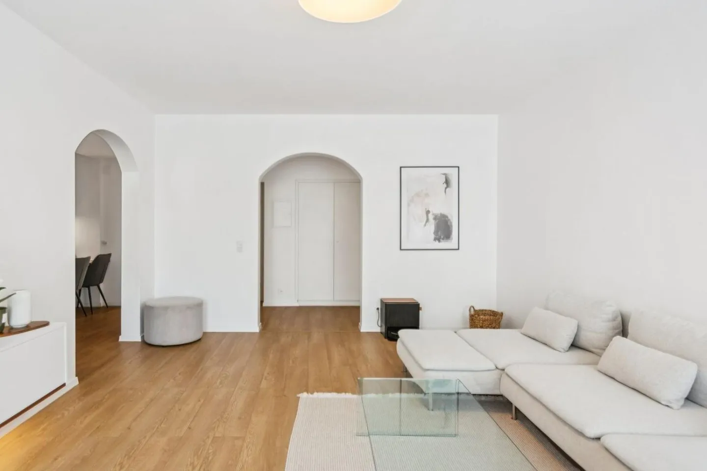 Seltenheit im Herzen von Reconvilier: Renovierte 4,5-Zimmer-Wohnung - Foto 7 von 13