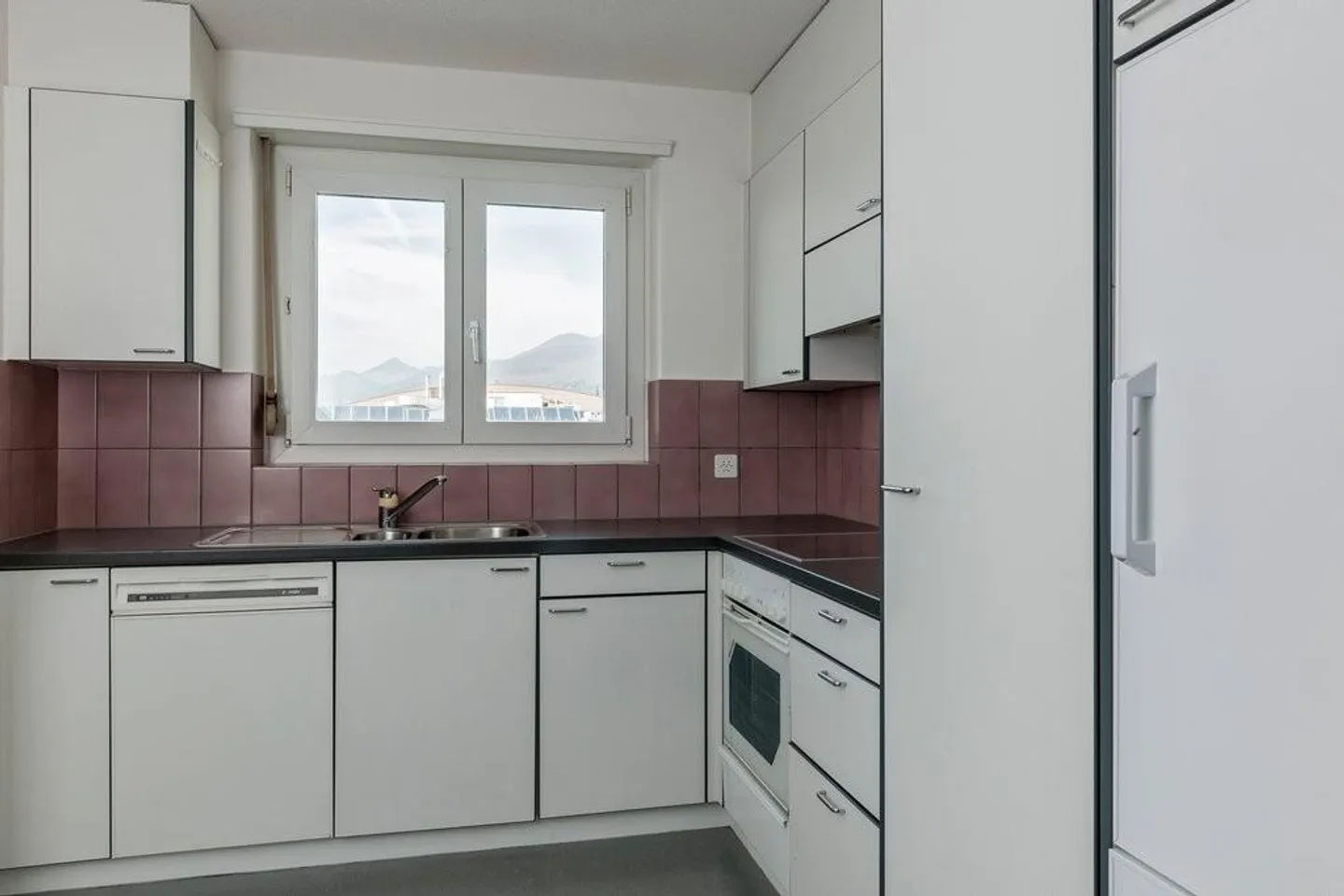 LOUER SANS CAUTION - Appartement central et spacieux - Photo 2 sur 8