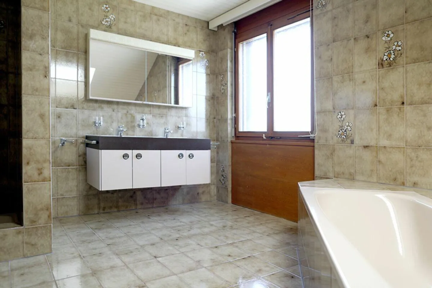 Casa unifamiliare con giardino - Foto 11 di 14