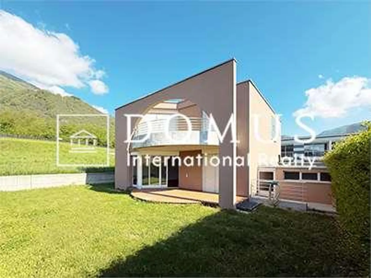 Unabhängige Villa, 7 Zimmer, Garten, Garage - Sofort verfügbar - Foto 1 von 12