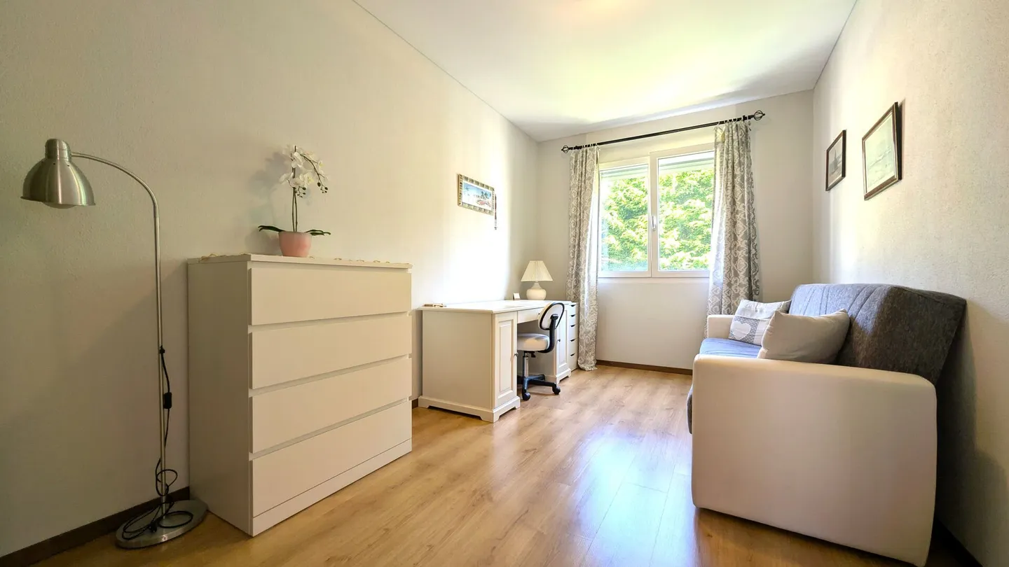 Eleganza urbana con vista castelli - Foto 6 di 11