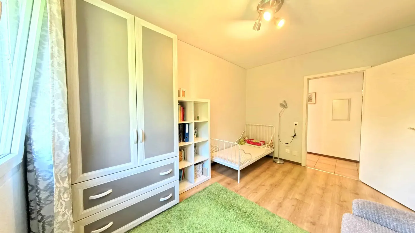 Eleganza urbana con vista castelli - Foto 7 di 11