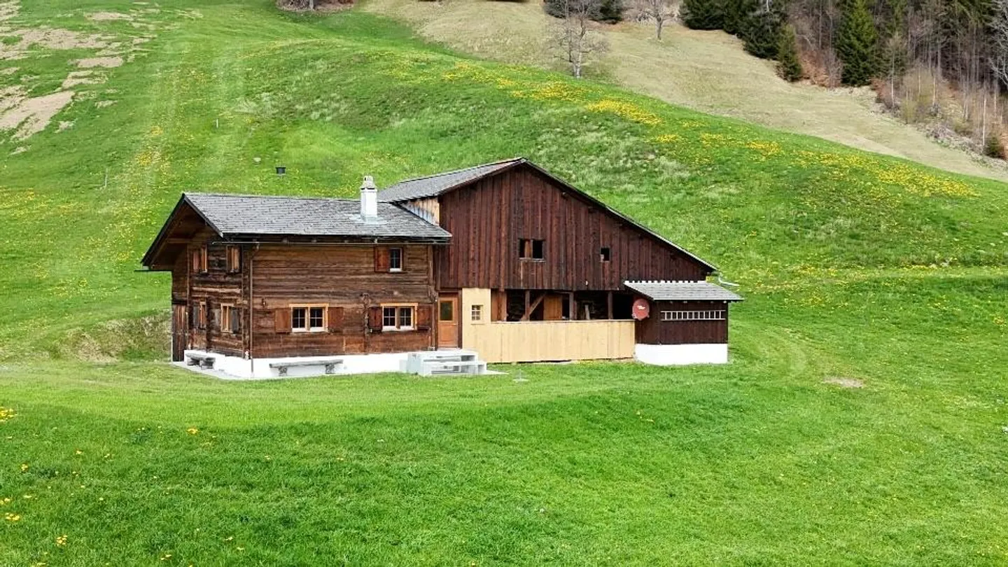 Incantevole casa vacanze con 4 camere a Furna – con vista panoramica! - Foto 1 di 16