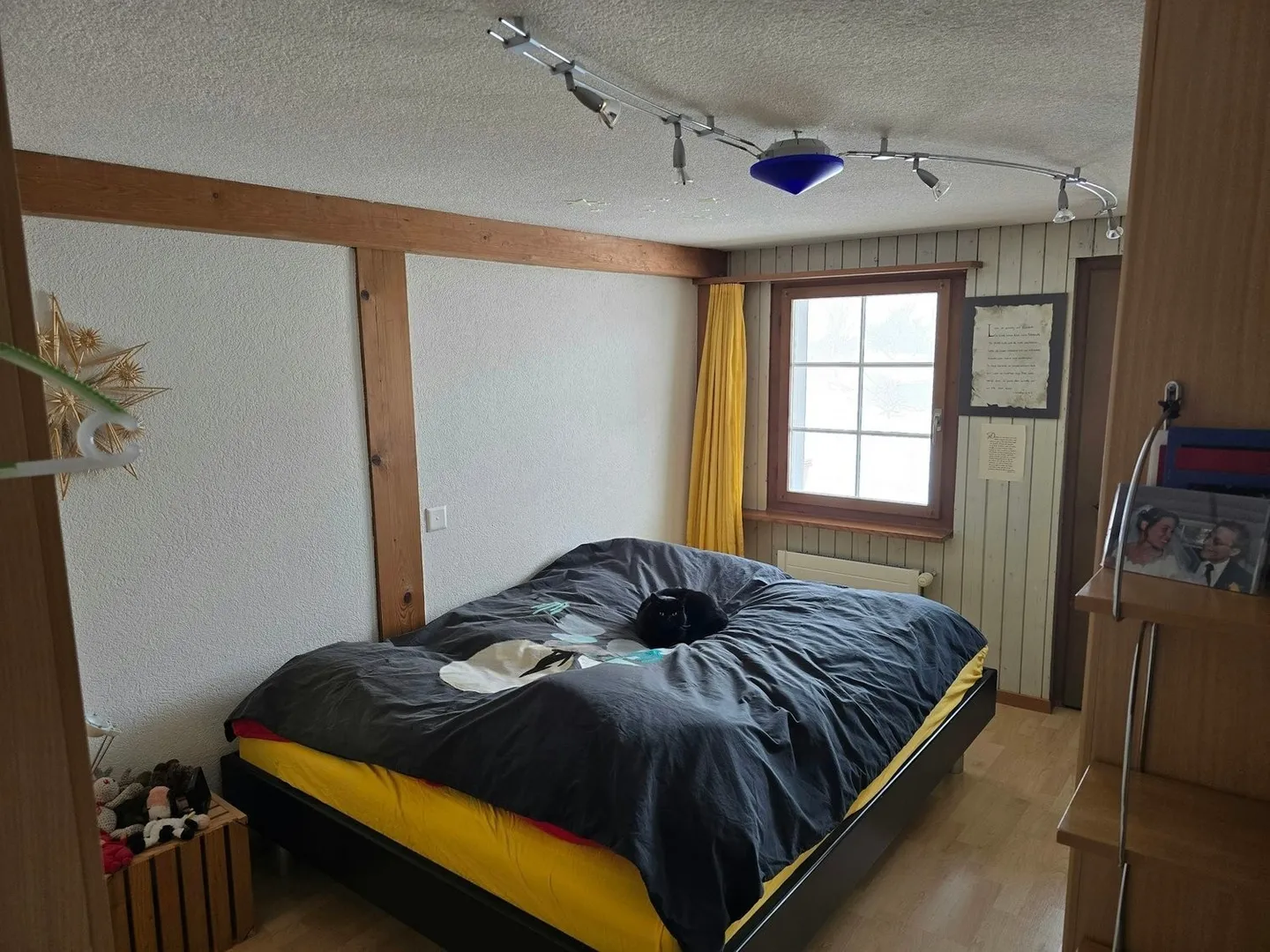 Charming 5.5-room house with separate office - Photo 7 of 13