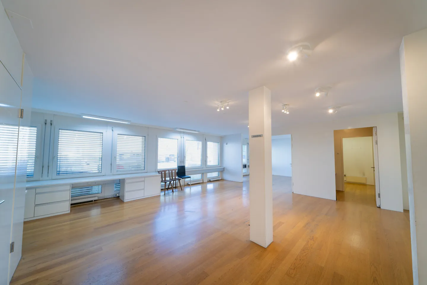 Versatile Office Space in Münchenstein - Photo 4 of 9