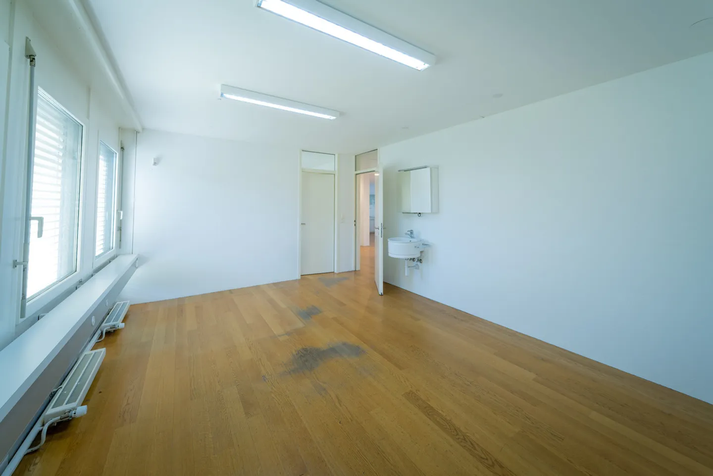 Versatile Office Space in Münchenstein - Photo 7 of 9