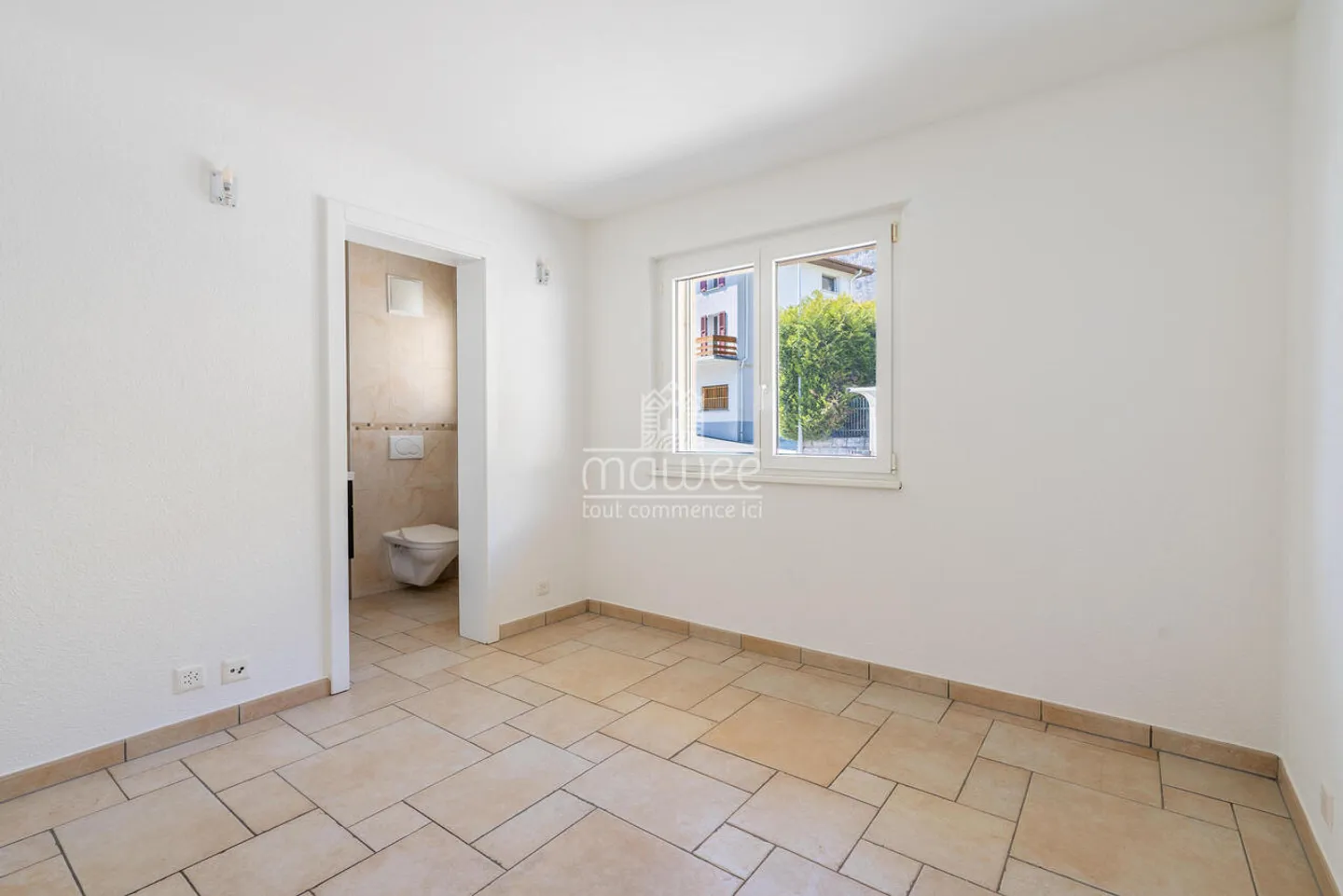Renovierte Wohnung im Jahr 2026 mit großer Terrasse in einem kleinen Gebäude - Foto 10 von 17