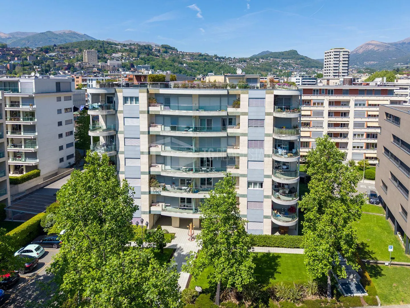 MONOLOCALE AMMOBILIATO A CASSARATE | FURNISHED STUDIO APARTMENT IN ... - Foto 3 di 12