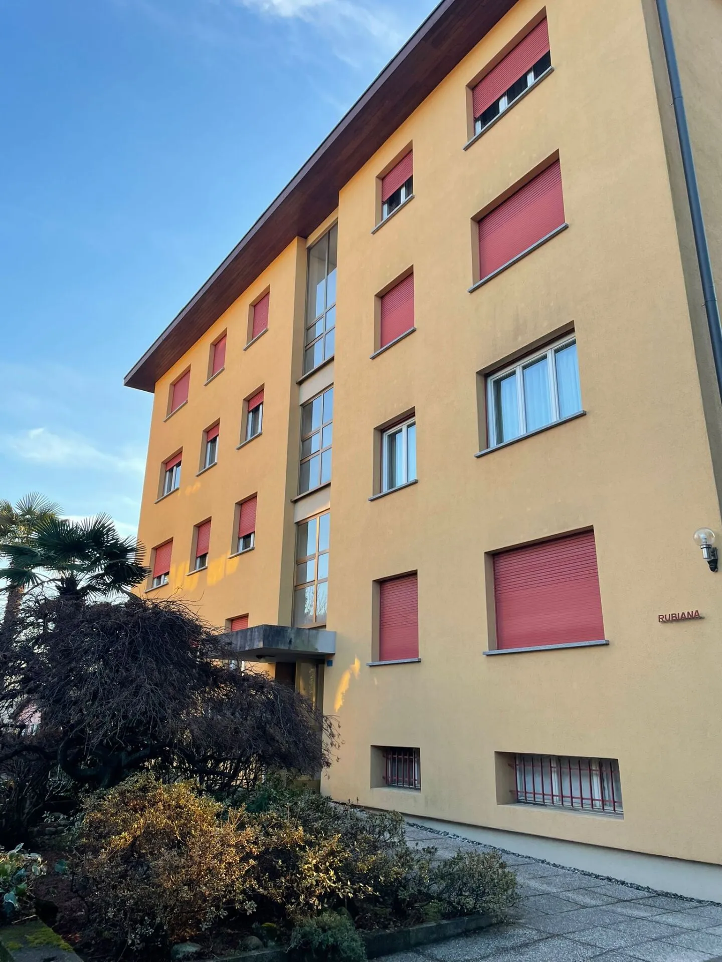 Helles, gut strukturiertes Apartment: auch für Einkommen - Foto 3 von 12