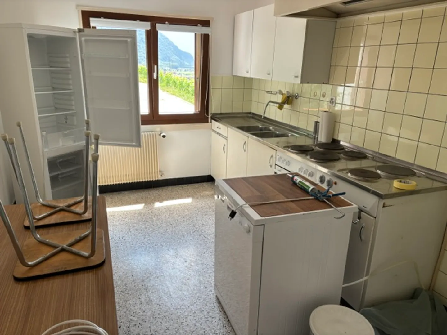 Chalet Charmant avec Jardin - Photo 7 sur 10