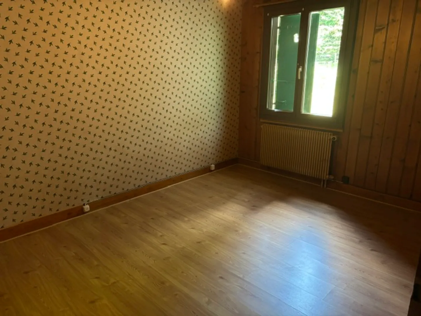 Chalet Charmant avec Jardin - Photo 4 sur 10