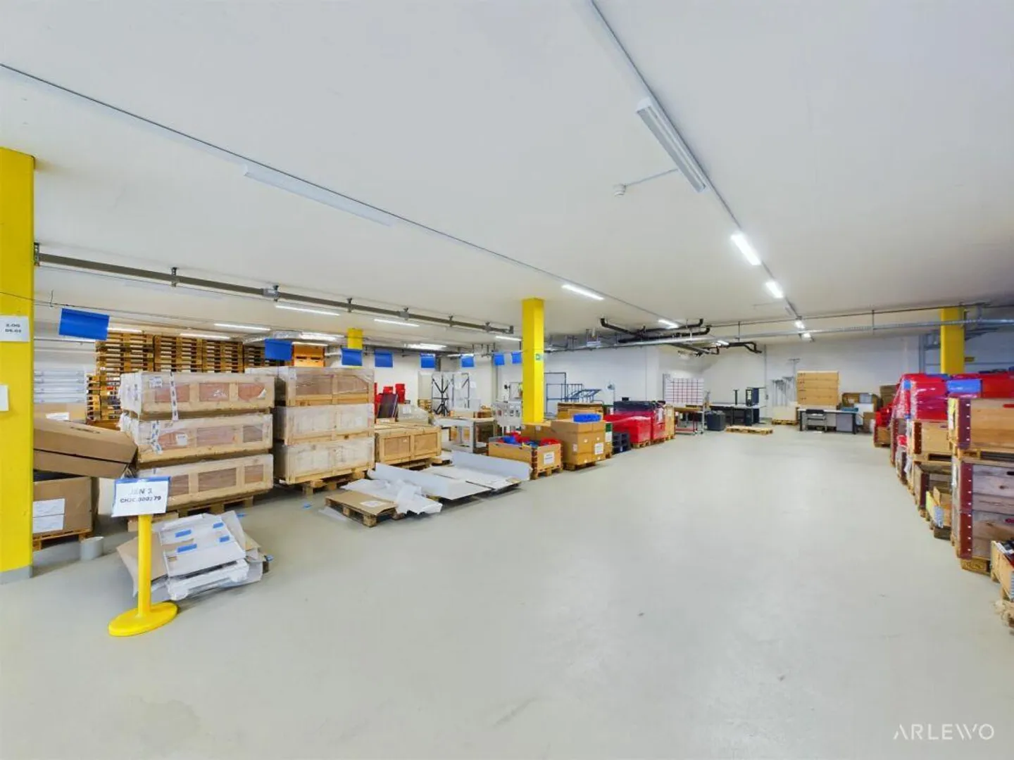 Ufficio e spazio commerciale? Puoi avere entrambi su un piano! - Foto 2 di 12