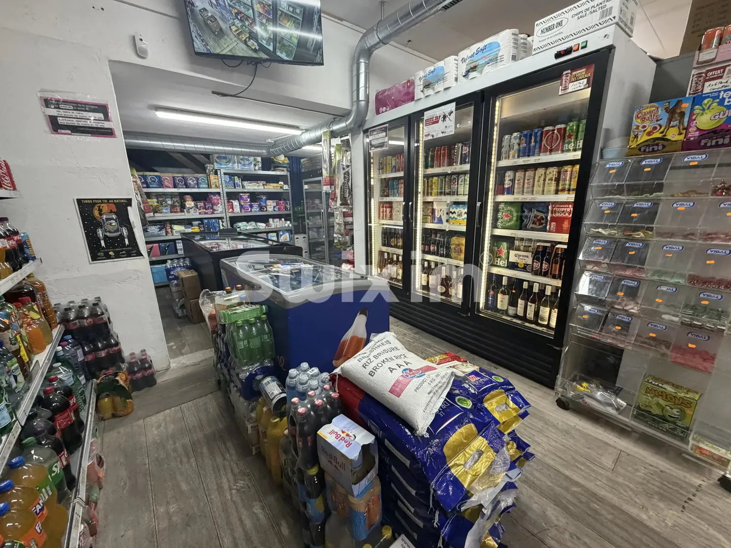 Fully Equipped Commercial Space - Photo 5 of 5
